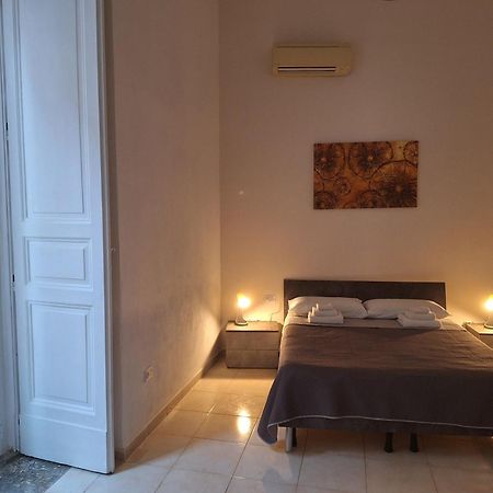 Appartement Donna Rita à Naples Extérieur photo
