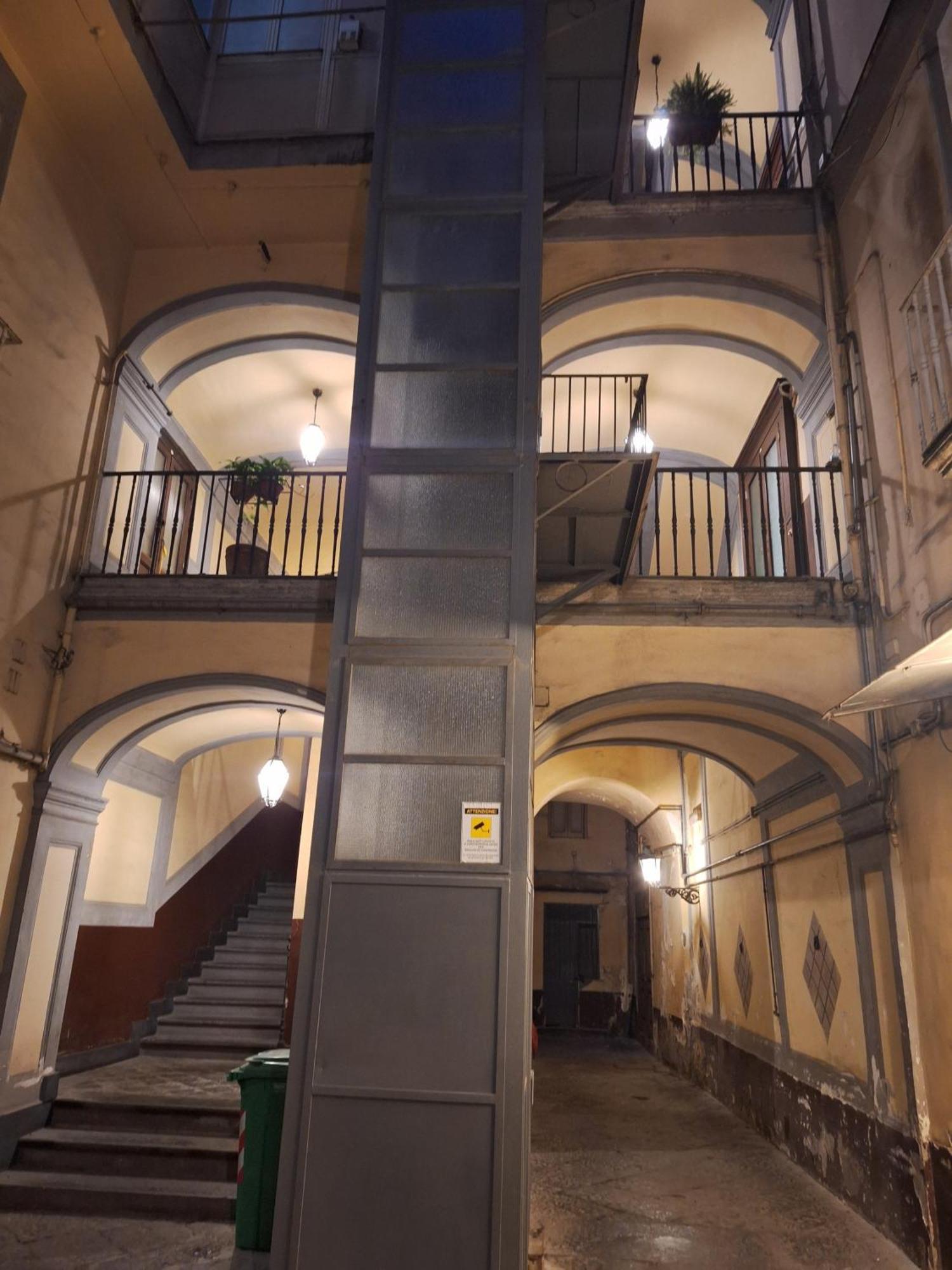 Appartement Donna Rita à Naples Extérieur photo