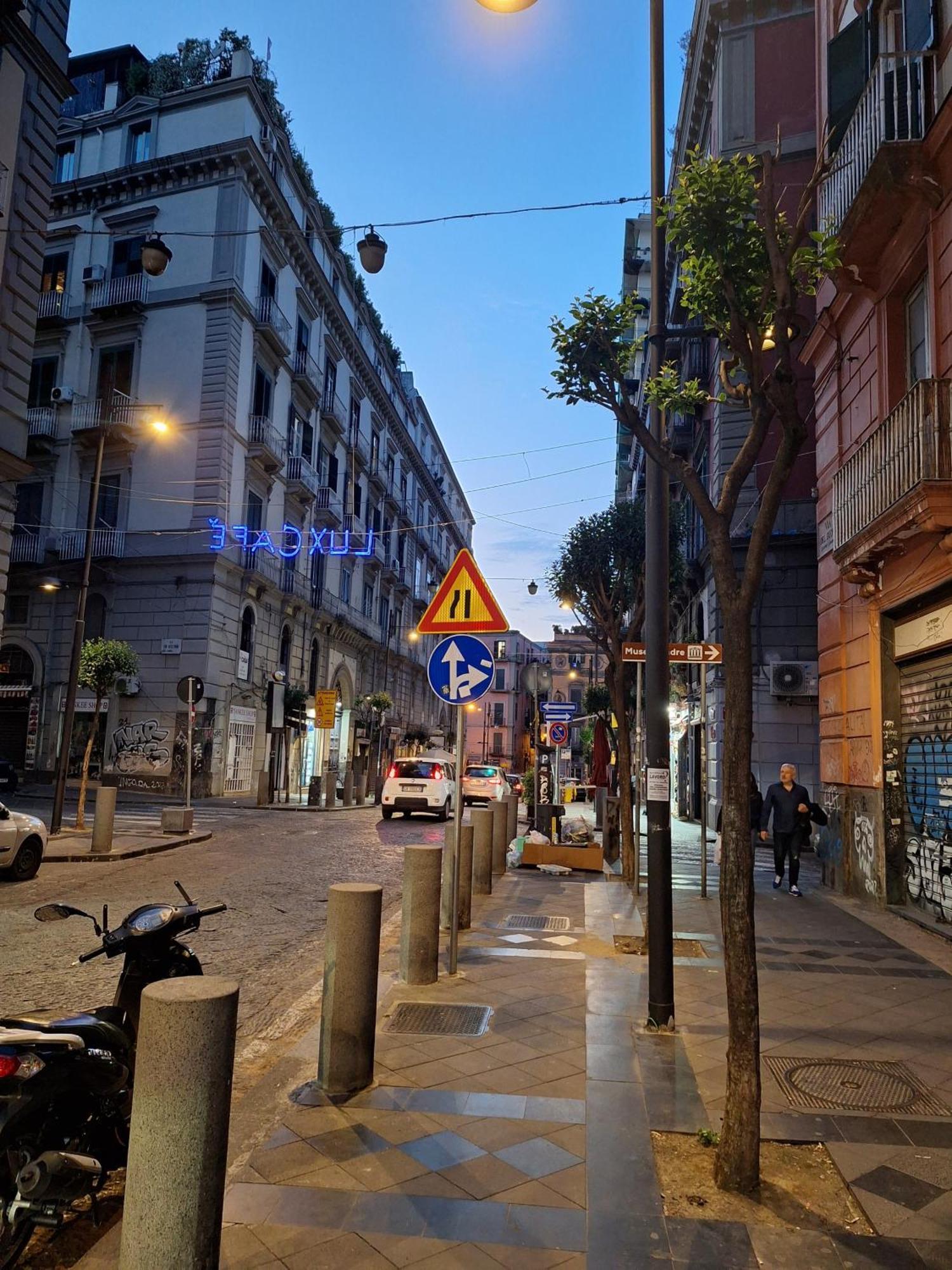 Appartement Donna Rita à Naples Extérieur photo