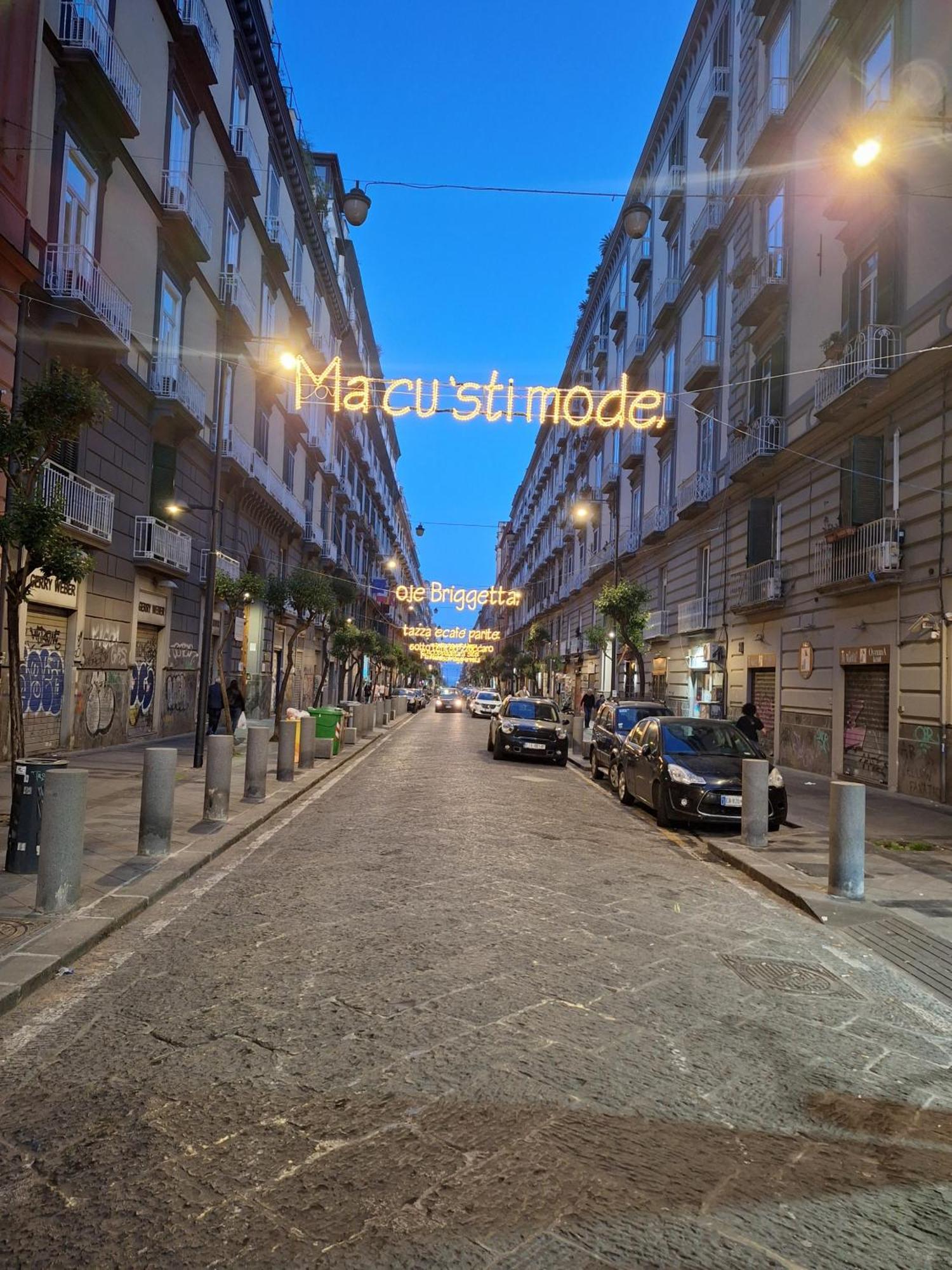 Appartement Donna Rita à Naples Extérieur photo