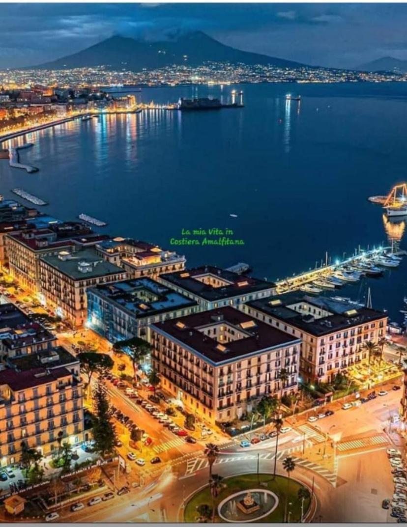 Appartement Donna Rita à Naples Extérieur photo